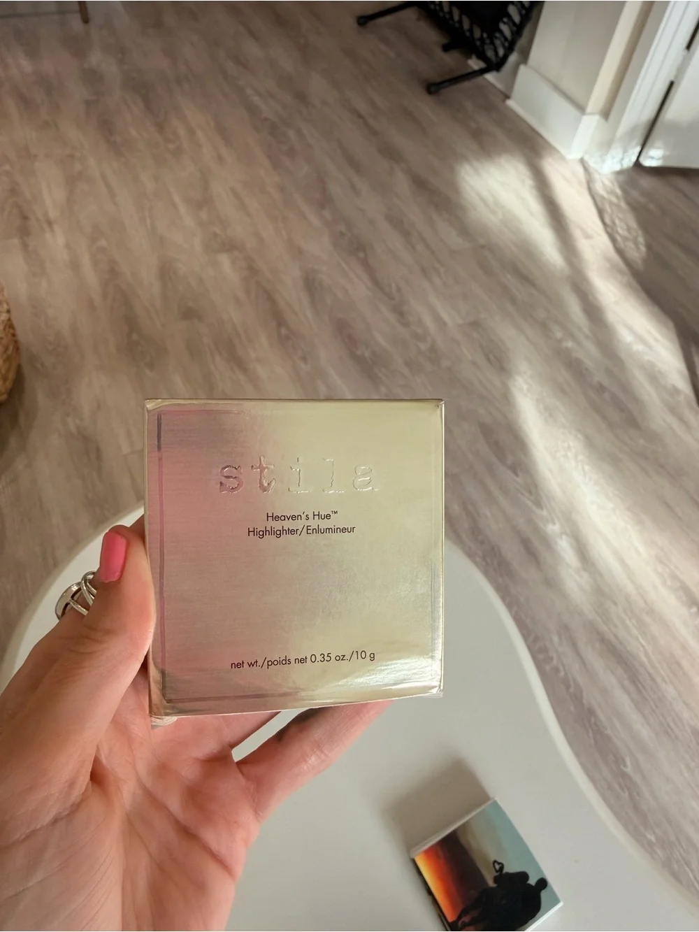 Stills - Heaven's Hue Highlighter